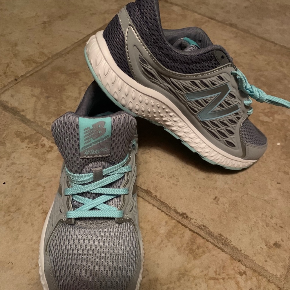 Never Worn New Balance Shoe - Picture 5 of 5